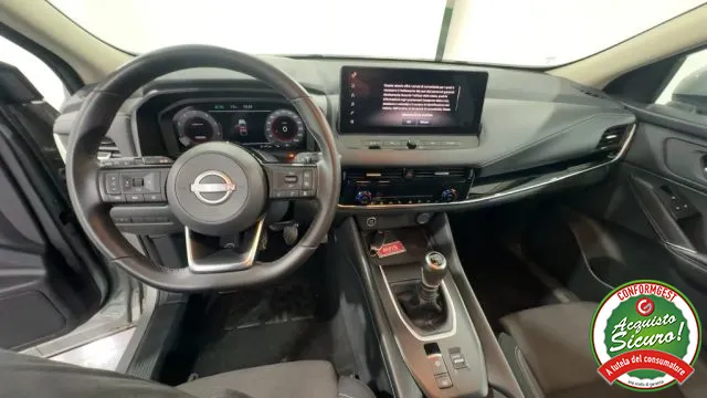 Nissan Qashqai MHEV 140 CV N-Connecta - Foto 9