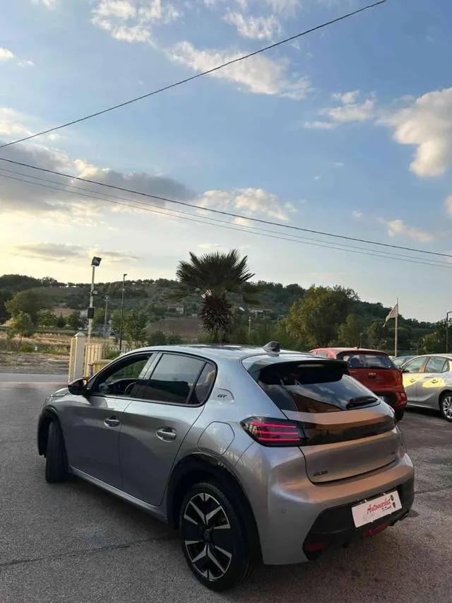 Peugeot 208 208 PureTech 100 S&S 5p. GT - Foto 5