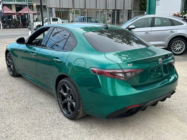 Alfa Romeo Giulia Giulia 2.0 T 280 CV AT8 AWD Q4 Trib. It. - Foto 4