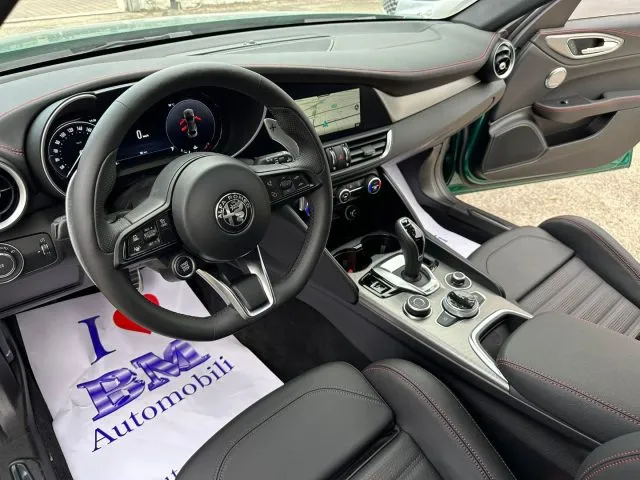Alfa Romeo Giulia Giulia 2.0 T 280 CV AT8 AWD Q4 Trib. It. - Foto 5