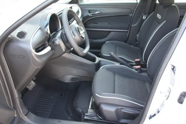 Fiat 600 1.2 110CV Hybrid PACK CONFORT - Foto 7