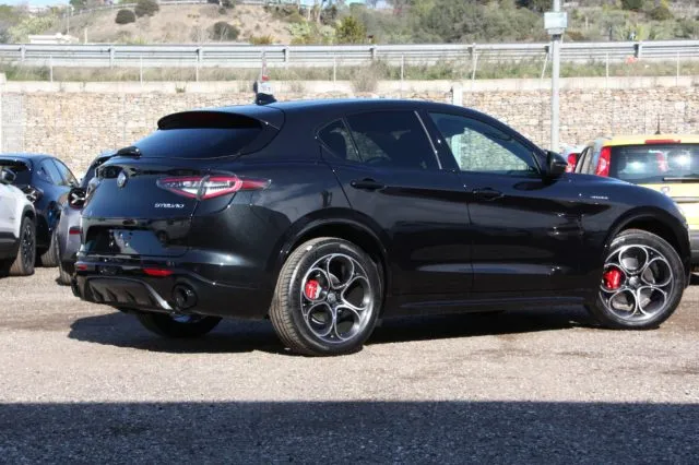 Alfa Romeo Stelvio Stelvio 2.2 T.diesel 160CV AT8 RWD Velo - Foto 3