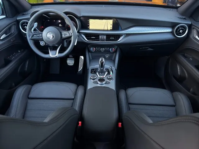 Alfa Romeo Stelvio Stelvio 2.2 T.diesel 160CV AT8 RWD Velo - Foto 6