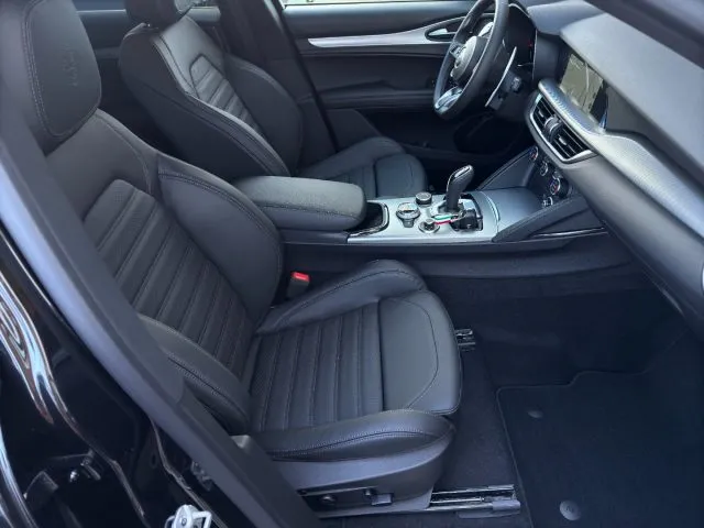 Alfa Romeo Stelvio Stelvio 2.2 T.diesel 160CV AT8 RWD Velo - Foto 7