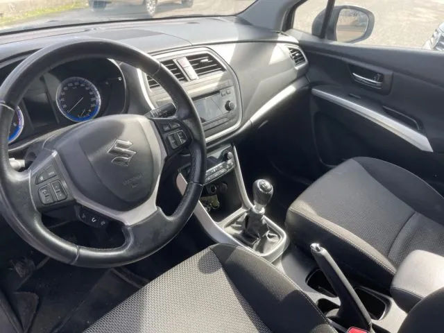 Suzuki S-Cross S-Cross 1.6 DDiS 4WD All Grip Style - Foto 13