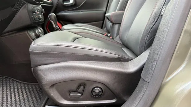 Jeep Renegade 1.3T4 240CV PHEV 4xe AT6 TRAILHAWK*24M.G*TETTO*LED - Foto 15