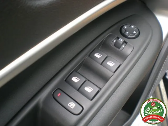 Jeep Avenger Avenger 1.2 Turbo 1st Edition - Foto 13
