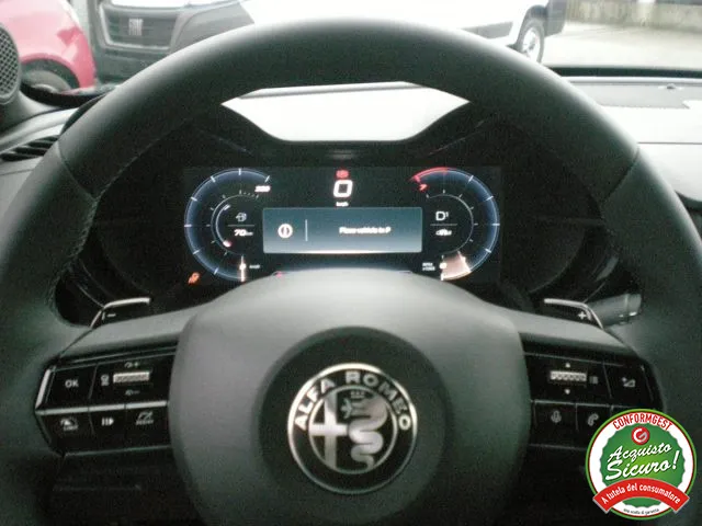 Alfa Romeo Junior HYBRID 1.2 136 CV eDCT6 - Foto 14