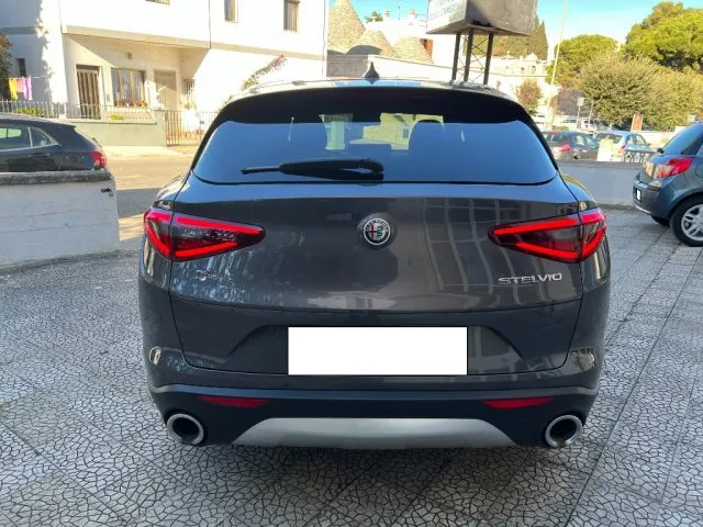 Alfa Romeo Stelvio Stelvio 2.2 T.diesel 210 CV AT8 Q4 Super - Foto 9