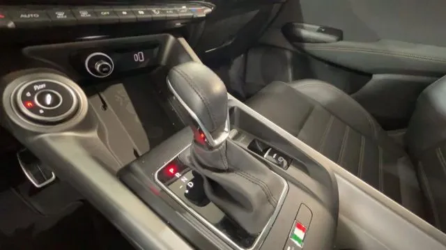 Alfa Romeo Tonale 1.5 HYBRID 160CV TCT7 VELOCE - Foto 10