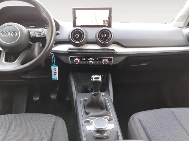 Audi Q2 Q2 35 TFSI Business - Foto 12