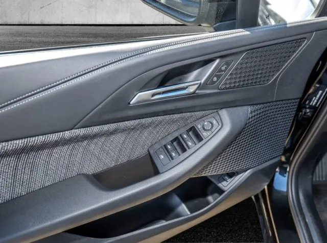 Bmw 218 - dettaglio 8