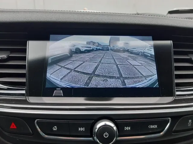 Opel insignia - dettaglio 11