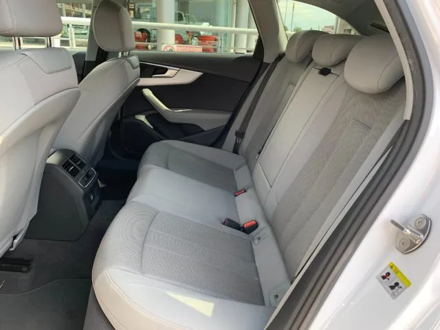 Audi a4 - dettaglio 9