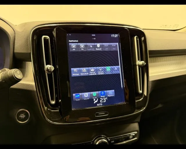 Volvo XC40 2.0 D3 MOMENTUM - Foto 7