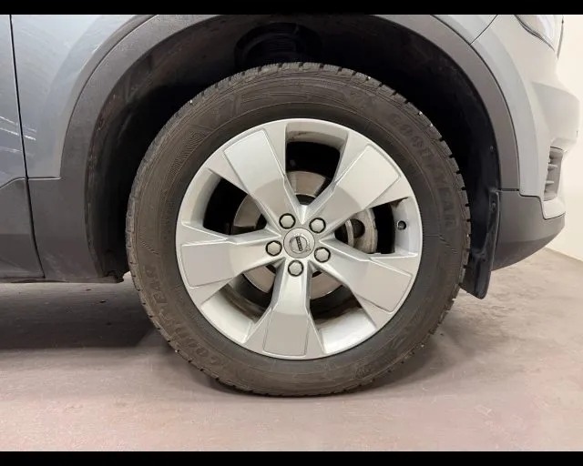 Volvo XC40 2.0 D3 MOMENTUM - Foto 10