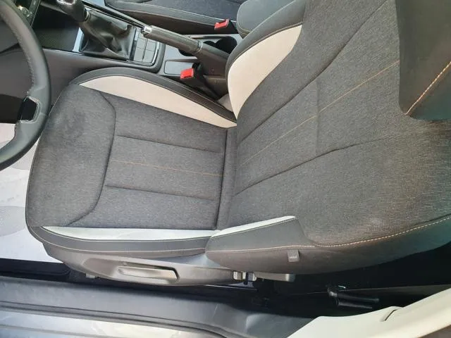 Skoda Kamiq Kamiq 1.0 TSI 110 CV Black Dots - Foto 11