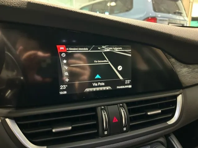 Alfa Romeo Giulia 2.2 Turbodiesel 136 CV AT8 Business NAVI - 19 - Foto 14