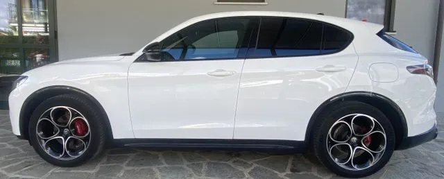 Alfa Romeo Stelvio Stelvio 2.2 T.diesel 210CV AT8 Q4 Veloce - Foto 2