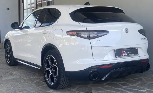Alfa Romeo Stelvio Stelvio 2.2 T.diesel 210CV AT8 Q4 Veloce - Foto 3