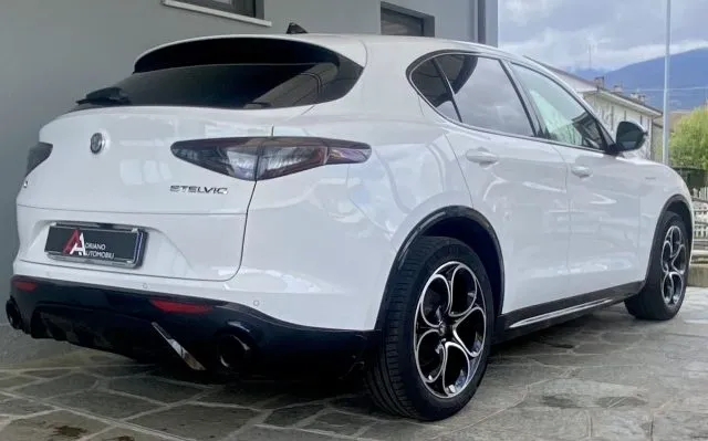 Alfa Romeo Stelvio Stelvio 2.2 T.diesel 210CV AT8 Q4 Veloce - Foto 5
