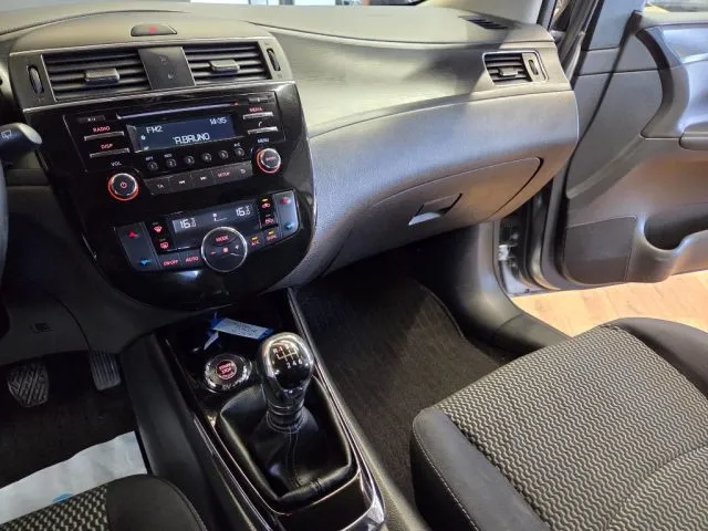 Nissan Pulsar Pulsar 1.5 dCi Tekna - Foto 8