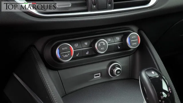 Alfa Romeo Stelvio Stelvio 2.0 Turbo 280CV AT8 Q4 B-Tech - Foto 11