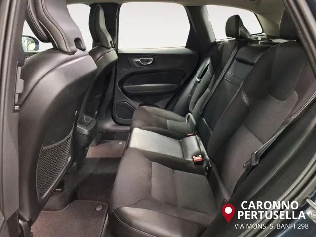 Volvo XC60 B4 (d) AWD Geartronic Momentum - Foto 11