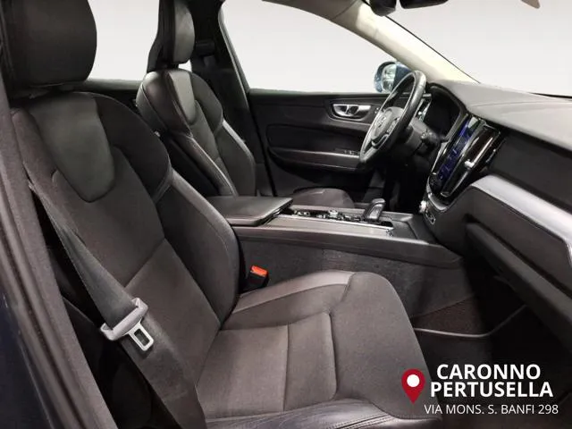 Volvo XC60 B4 (d) AWD Geartronic Momentum - Foto 13