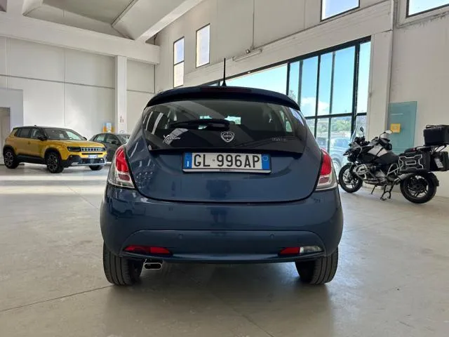 Lancia Ypsilon 1.0 FireFly 5 porte S&S Hybrid Gold - Foto 9