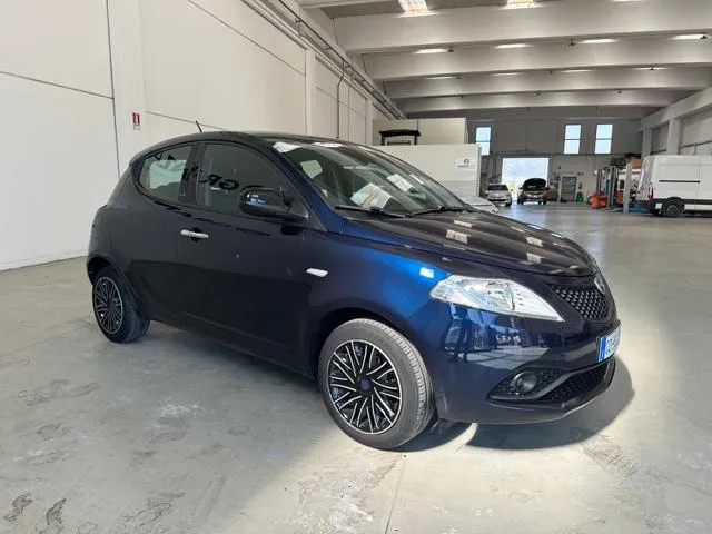 Lancia Ypsilon 1.0 FireFly 5 porte S&S Hybrid Ecochic Gold - Foto 7