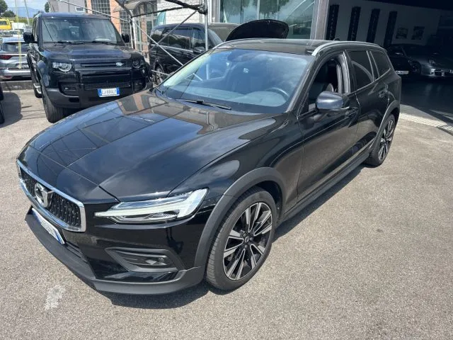 Volvo V60 Cross Country B5 AWD Geartronic Business Pro MY 21 - Foto 3