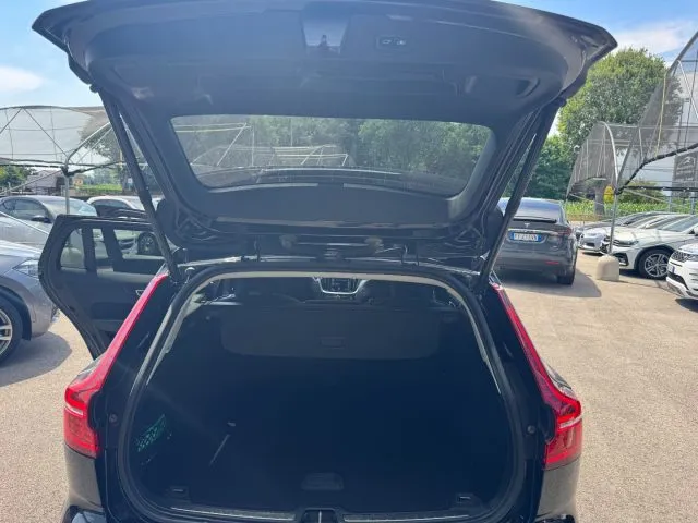 Volvo V60 Cross Country B5 AWD Geartronic Business Pro MY 21 - Foto 10