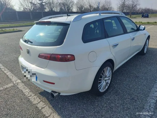 Alfa romeo 159 - dettaglio 4