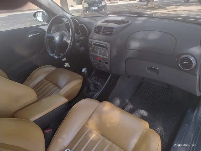 Alfa romeo 147 - dettaglio 13