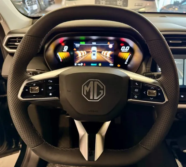 Mg ZS Hybrid+ Luxury - Foto 12