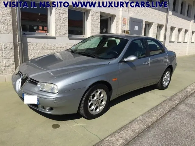 Alfa romeo 156 - dettaglio 1