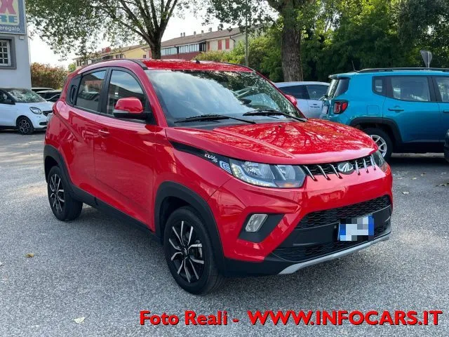Mahindra KUV100 KUV100 1.2 VVT K8 - Foto 1