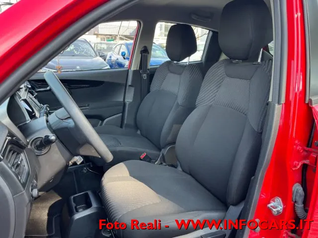 Mahindra KUV100 KUV100 1.2 VVT K8 - Foto 5