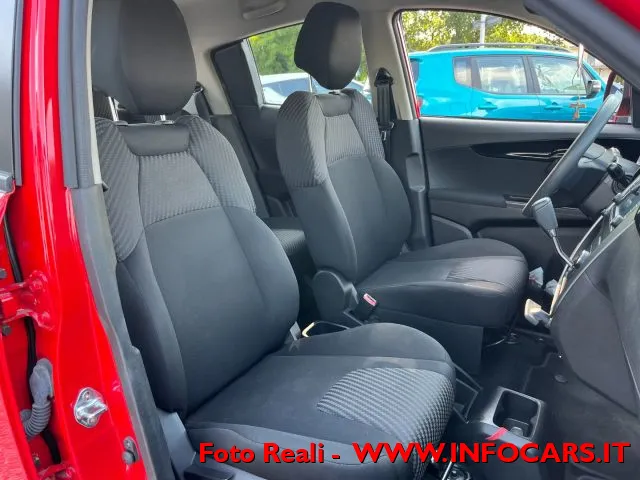 Mahindra KUV100 KUV100 1.2 VVT K8 - Foto 6