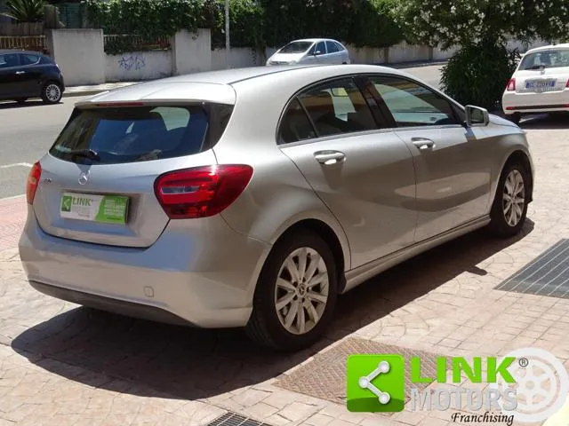 Mercedes-Benz A 160 102 CV BUSINESS - Foto 4