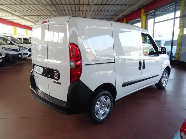 Fiat Doblo Doblò1.6 MJT105CV S&S PC-TN Cargo 3Posti - Foto 6