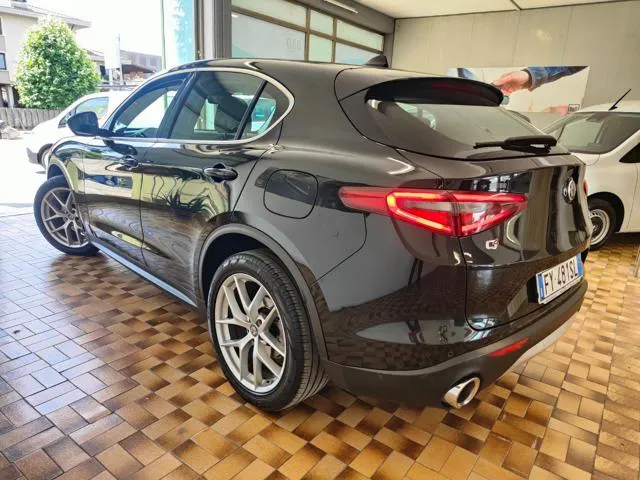 Alfa Romeo Stelvio Stelvio 2.2 T.diesel 210CV AT8 Q4 Veloce - Foto 5