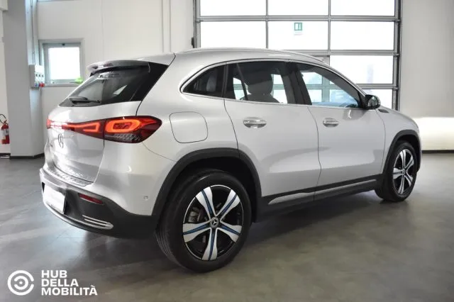 Mercedes-Benz EQA 250 Sport Plus - Foto 4