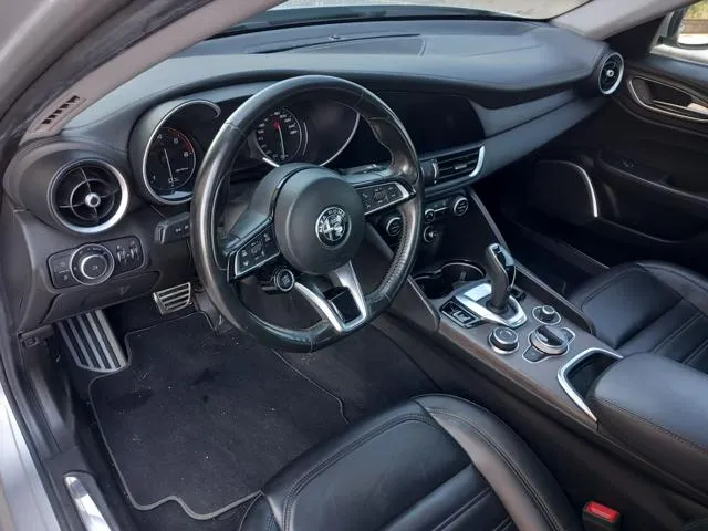 Alfa Romeo Giulia 2.2 Turbodiesel 190 CV AT8 Ti - TAGLIANDATA - Foto 5