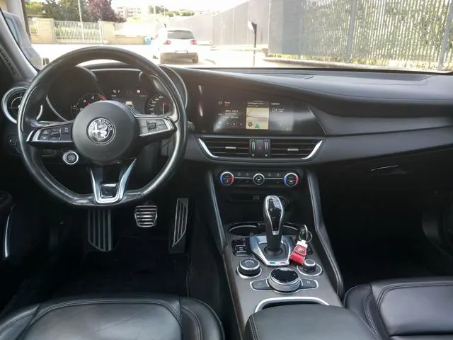 Alfa Romeo Giulia 2.2 Turbodiesel 190 CV AT8 Ti - TAGLIANDATA - Foto 7