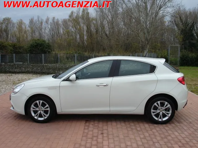 Alfa Romeo Giulietta Giulietta 1.6 JTDm-2 105 CV Progression - Foto 3