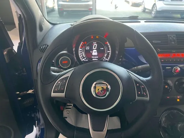 Abarth 595 1.4 16v t. t-jet Yamaha Factory Racing 160cv - Foto 9