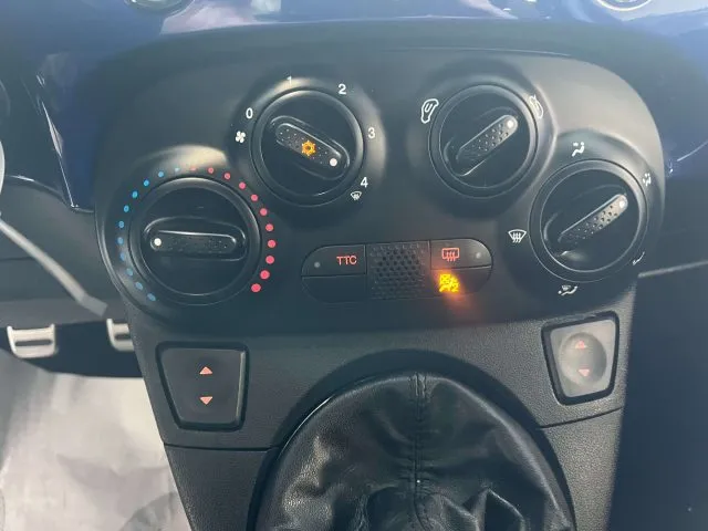 Abarth 595 1.4 16v t. t-jet Yamaha Factory Racing 160cv - Foto 24