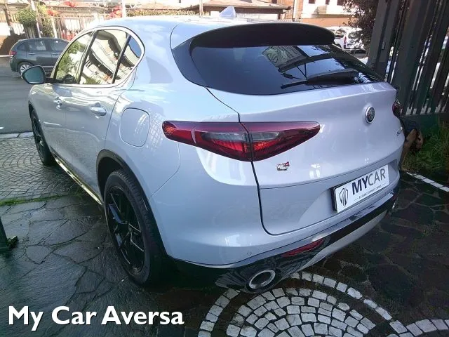Alfa Romeo Stelvio Stelvio 2.2 T.diesel 210 CV AT8 Q4 Ti - Foto 4